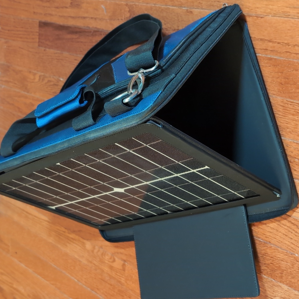 Gomadic SunVolt Portable Solar Charger